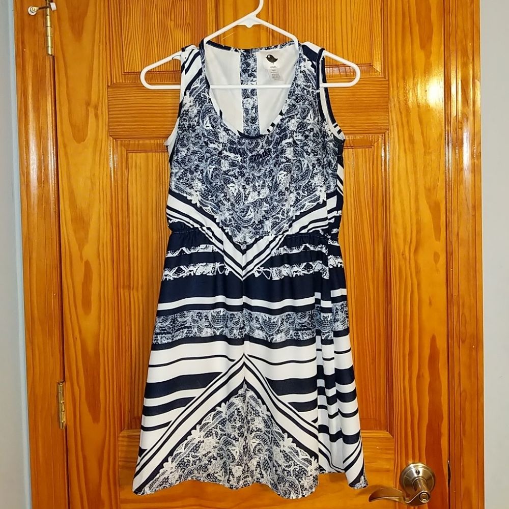 Chic blue and white summer dress